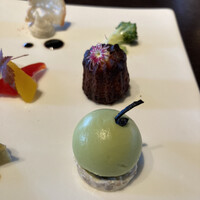 DINING & BAR TABLE 9 TOKYO - 