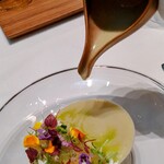 Restaurant Bellustar - 2023/9月下旬。寺島茄子にソース掛けてくれます。