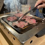 Taishuu Horumon Yakiniku Kemuriki - 