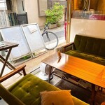 ロマンレコーズカフェ - 店内