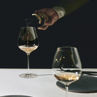 We suggest wines that go well with your meal according to your tastes.