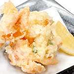 うまい鮨勘 - サーモンと海老と長芋のかき揚げ
