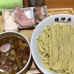 Memban Hide - チャーシューつけ麺1,100円中盛100円