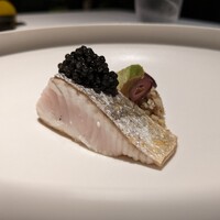 ル　ピニョン - 新潟産鰆　カシューナッツ　茸　オリーブ　キャビア
