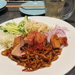 Noodle House Laundry - ガンバン麺900円