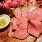 Instantly grilled tagliata with A4 domestic beef misuji