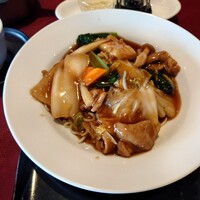 謝朋殿 幕張店 - ハーフ焼そば