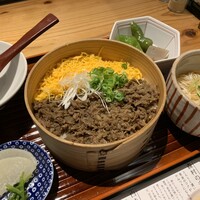 すき焼きと牛まぶし ももしき - 