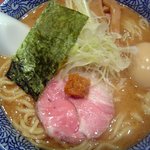 濃厚豚骨魚介味玉ラーメン　　