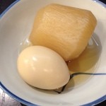 おでん 玉子、大根ともに80円