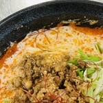 三陽楼 - 灼熱の坦々麺 初級編