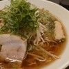 らーめんまがり - 『魚貝としょう油のWスープラーメン』全部のせ