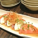 居酒屋 感 - 八代産塩トマトとモッツァレラチーズの和風仕立て