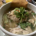 Thai Sky Kitchen - 「クイッティオナーム(タイ風ラーメン(鶏肉))」(980円)