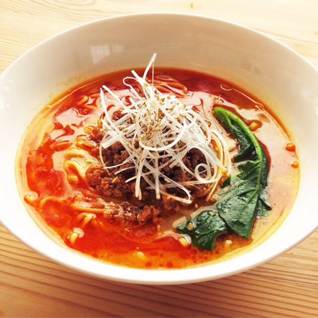 たんたんめん ワイキキでお腹が空いたらえぞ菊の担々麺、中華ラーメンはいかが