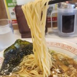 餃子の王将 - 麺は至って普通ですね(^_^;)