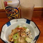 俺の中華たなか家 - 先着していた「のどごし生」と「サービスおつまみ＝ホルモン煮」