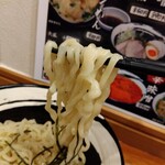 俺の中華たなか家 - そのまま食べても美味しい麺リフト⤴️