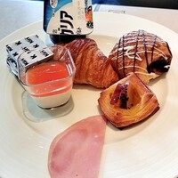 オチェーアノ - 甘いパンたち