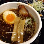 俺の中華たなか家 - 別皿盛りの「トッピング類」を熱々スープへドボン❗温めます(^o^)v