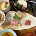 天婦羅丸子 - お刺身も新鮮！