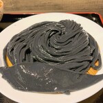 自家製うどん うどきち - 竹炭ブラックの新もち麺