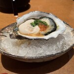 鮨　銀座　鰤門 - タスマニアの生牡蠣