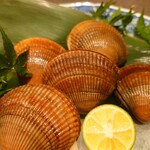 旬菜魚 藍 - 石垣貝は偶にしか入ってこないのであったら即御賞味ください。