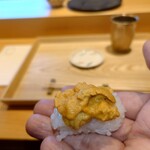 奴寿司 - 赤ウニ