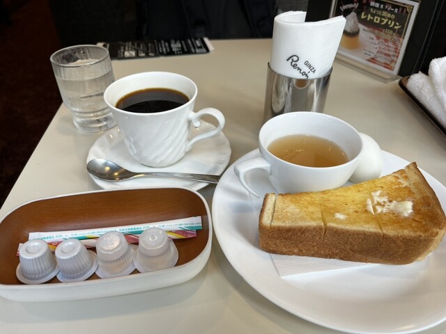 Kissa Shitsu Renoir Seibu Shinjuku Eki Mae Ten photo 3