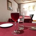COMO - ドリンク写真:ノンアルの赤ワイン