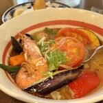 野菜料理とスープカレーのお店 南葉亭 - 丸ごとトマトトッピング