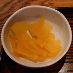 つるかめ食堂 - 箸休めのお漬物は"壺漬け"。