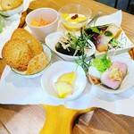 ビストロ オム - 