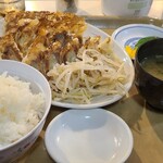 喜慕里 - 餃子大定食