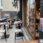 サンカク - テラス席