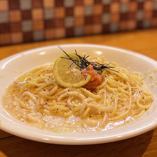 Nattou Sousakuryouri Natsumame - イカと明太子の納豆クリームパスタ