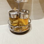 ワンタン麺専門店 たゆたふ - 