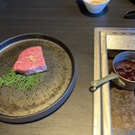 牛の達人 - 甘いチョコソースでいただく