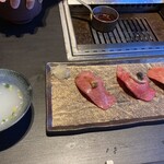 牛の達人 - 肉寿司