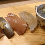 Sugoi Niboshi Ra-Men No Ge Sushi Tsuri Kin - わがまま言って白身中心にしてもらったにぎり