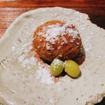 お料理 うち山 - 朝倉の新里芋と舞茸のコロッケ