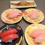 にぎりの徳兵衛 - 本まぐろ赤身　大とろ　穴子一本握り