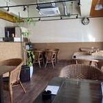 Leaf cafe - 