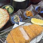 かつ亭籠る - 
