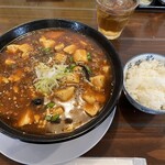Ramen Kou - マーボー麺 ¥820、ランチライス＋¥10