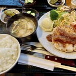 C.101 - 新メニュー　トンテキ。試食期間1,000円