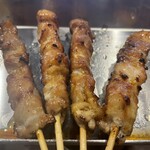 Yakitori Akio - 若鶏(5本) 440円