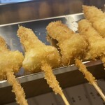 Yakitori Akio - 串カツ(5本) 440円