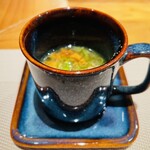 アルゴリズム - ジロール茸のスープ
